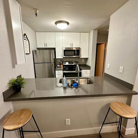 Entire Apartment + Parking Los Angeles Exterior foto